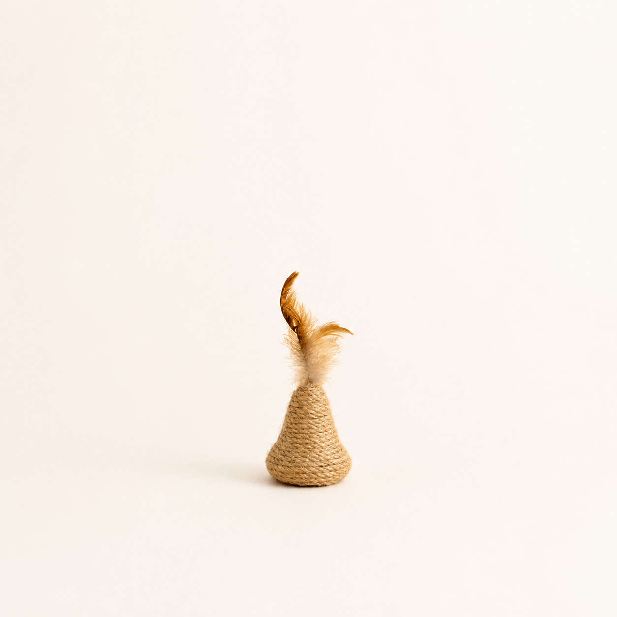 NOQIVA Gioco per Gatti in Sisal Naturale con Piuma